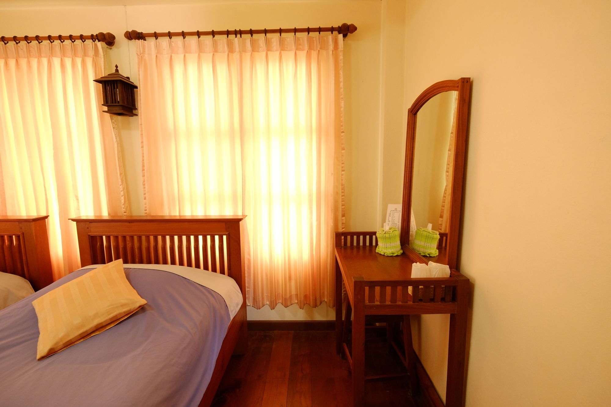 Huen Kham Kong Guesthouse Mae Sariang Zewnętrze zdjęcie