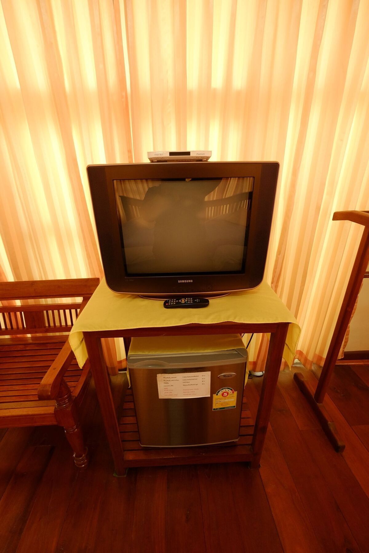 Huen Kham Kong Guesthouse Mae Sariang Zewnętrze zdjęcie
